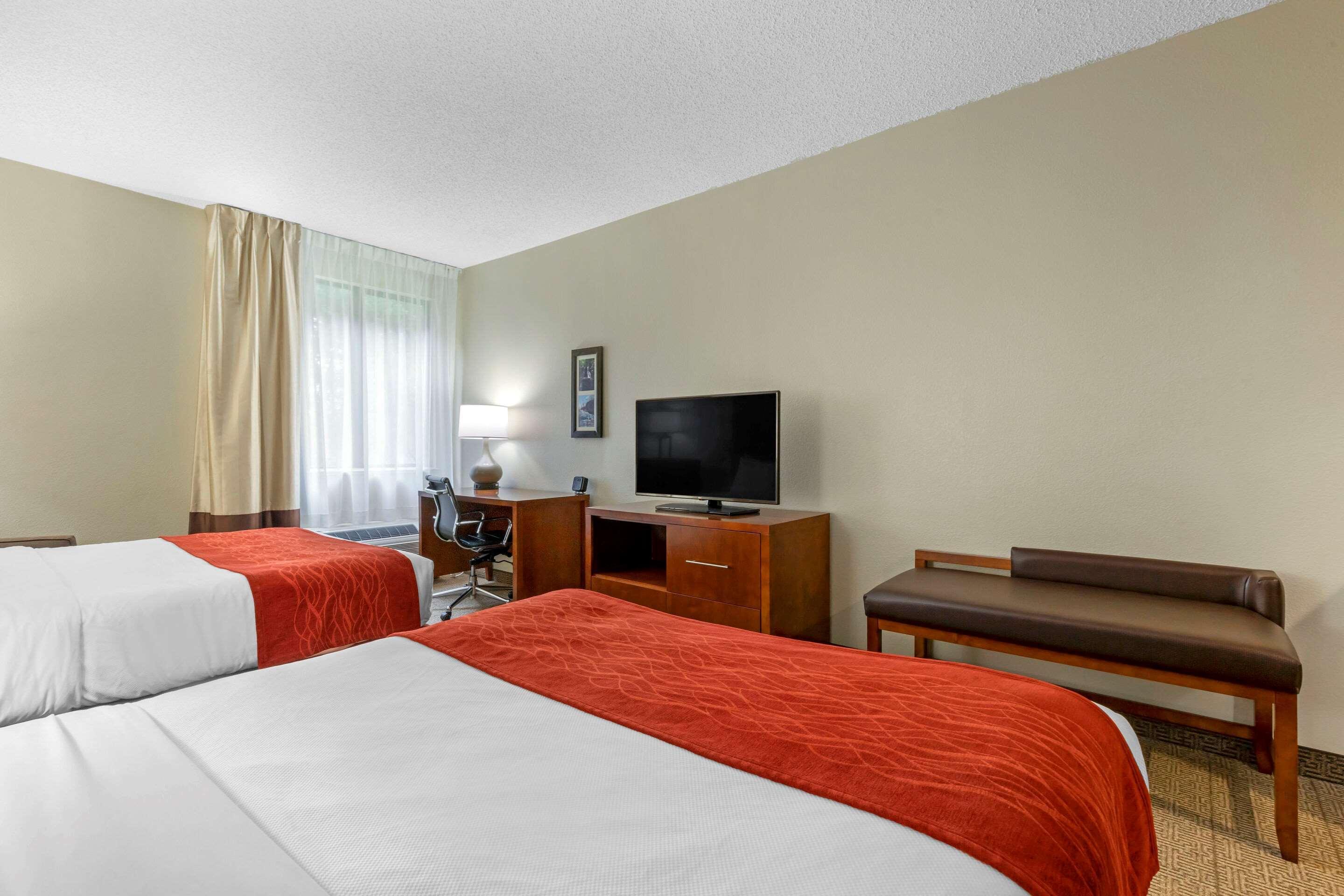 Comfort Inn & Suites Lenoir Hwy 321 Northern Foothills Exterior photo