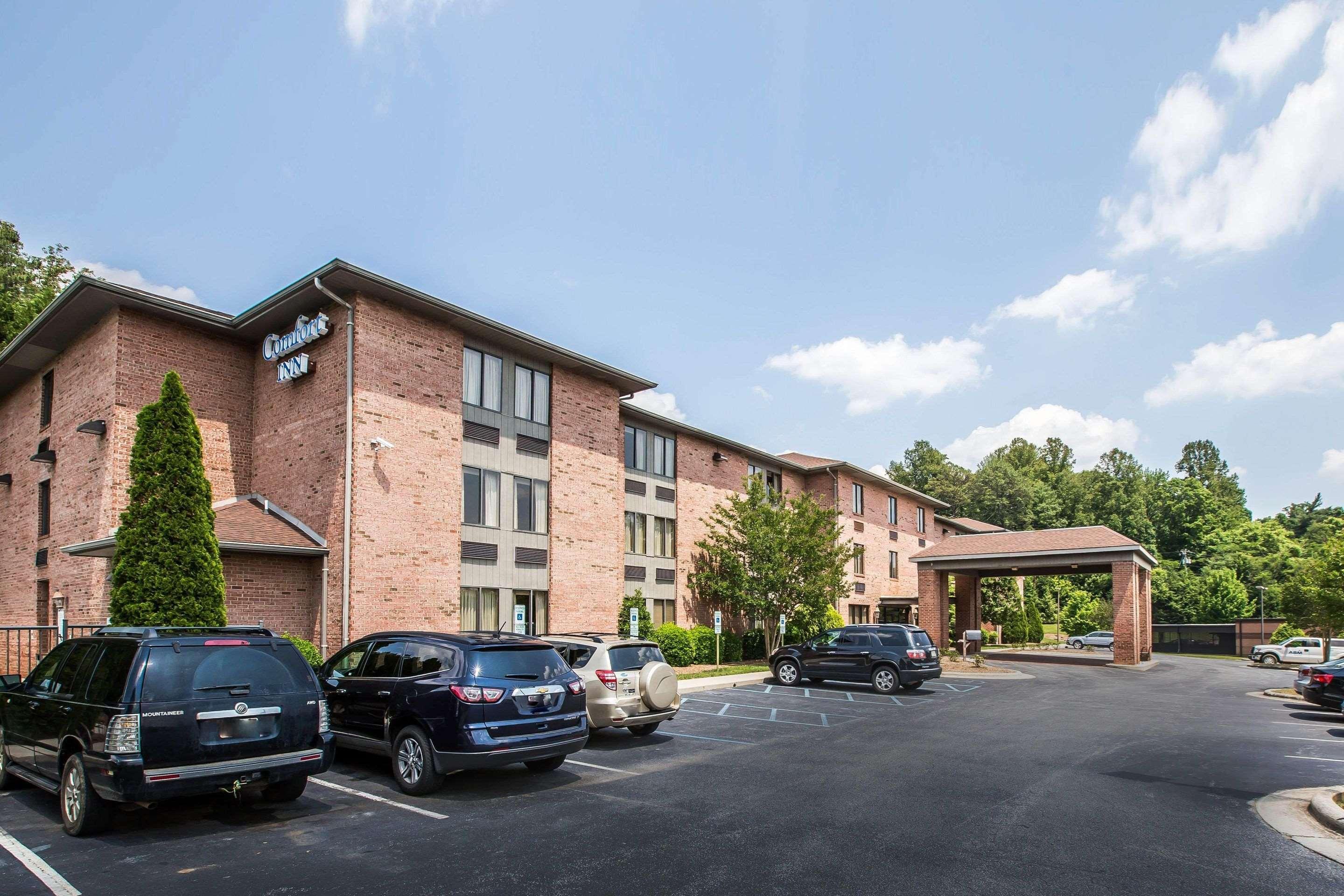 Comfort Inn & Suites Lenoir Hwy 321 Northern Foothills Exterior photo