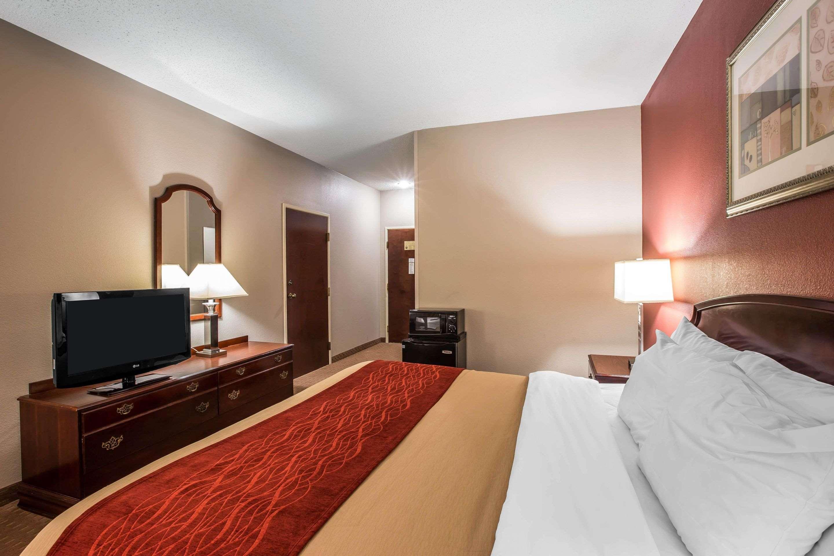 Comfort Inn & Suites Lenoir Hwy 321 Northern Foothills Exterior photo